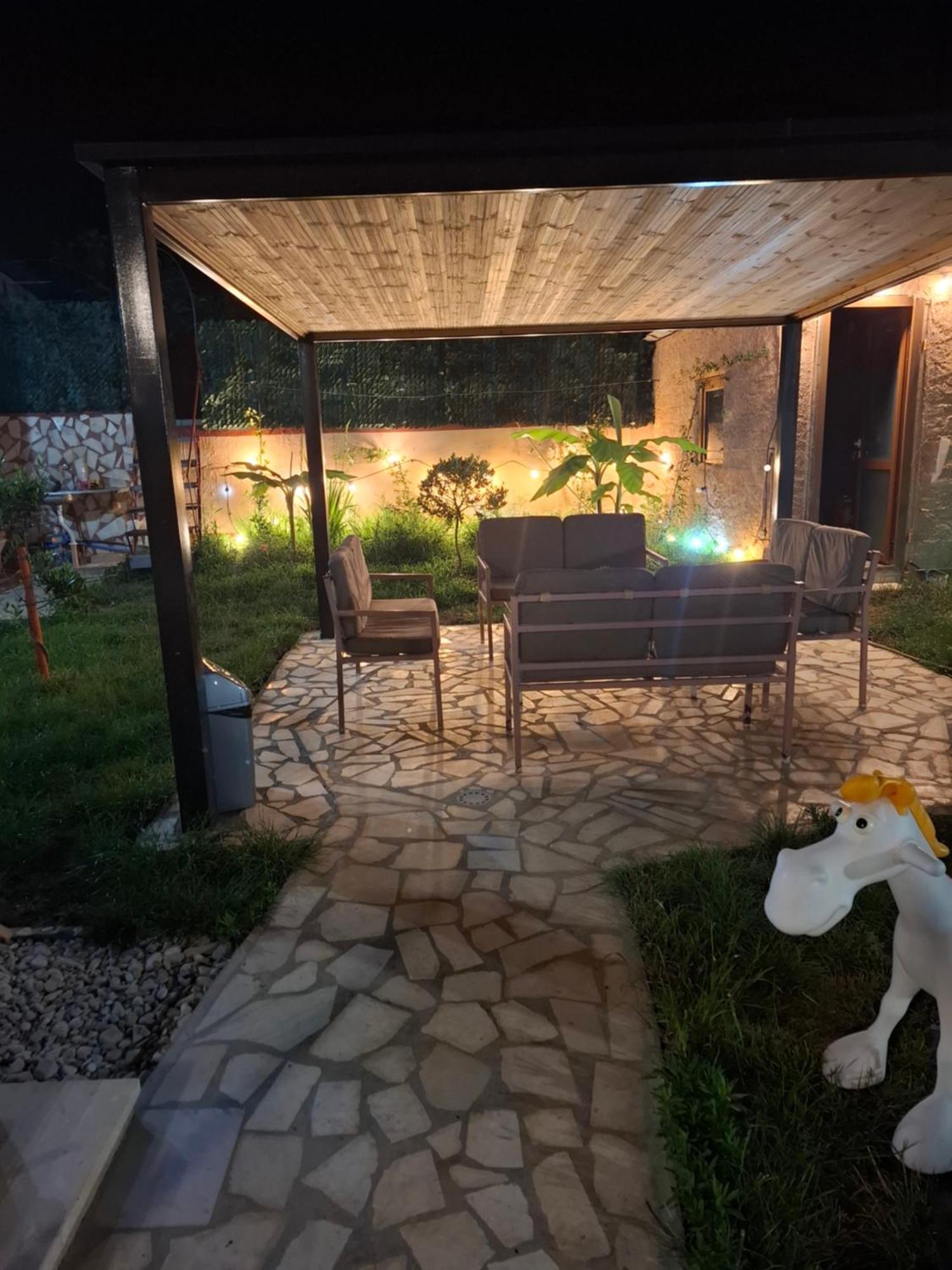 Vila Noar Vlorë Exteriör bild